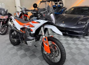 KTM ADVENTURE 890 R