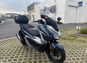 Honda Forza 300