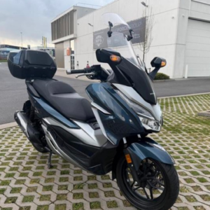 Honda Forza 300
