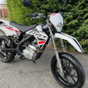 Rieju MRT 125