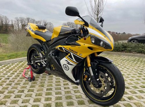 Yamaha R1