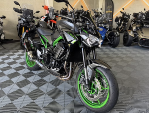 KAWASAKI Z 900 performance