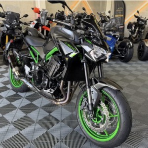 KAWASAKI Z 900 performance